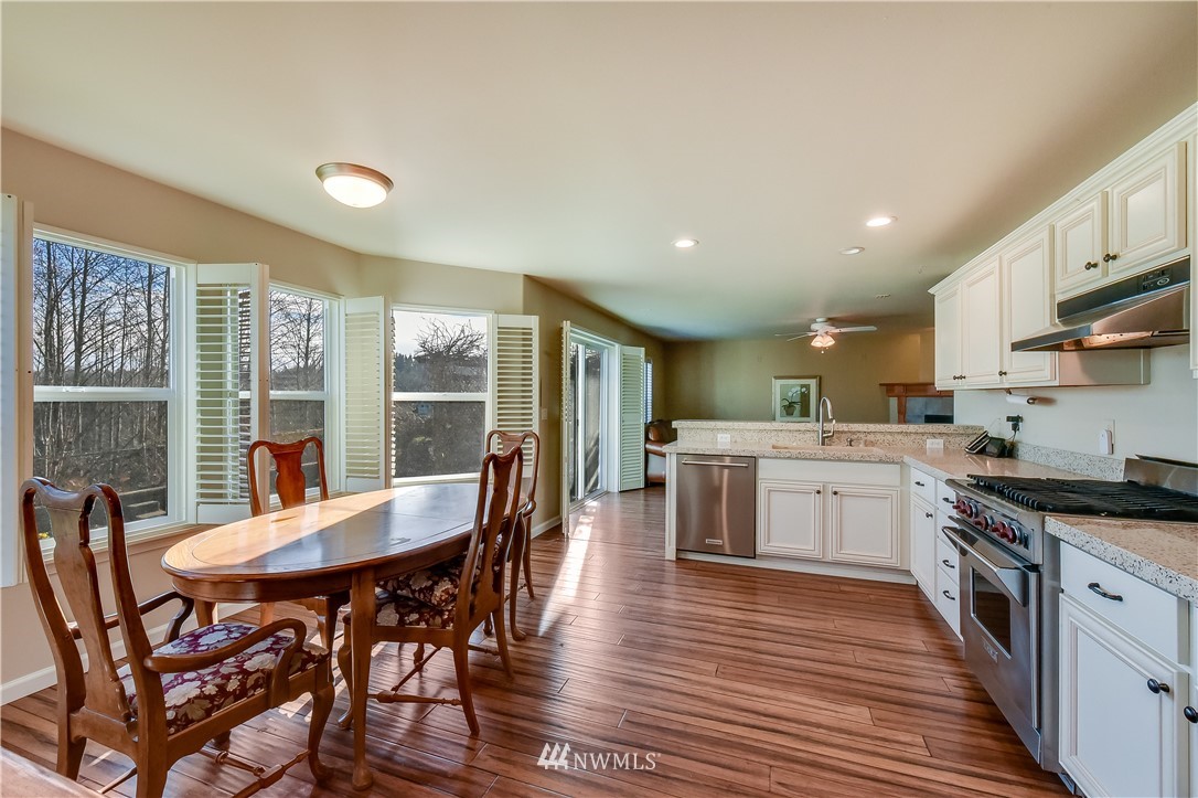 2815 Southeast 4th Street Renton, WA 98056 - Photo 10 of 21