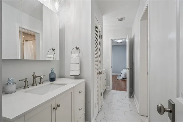 $669,000 | 9708 Gloxinia Circle, River Ridge, LA 70123