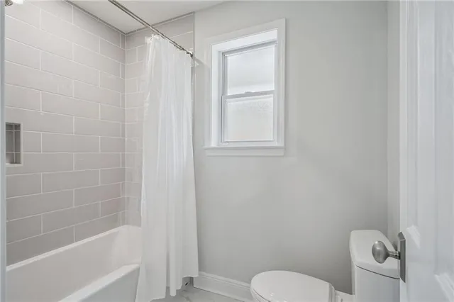 $669,000 | 9708 Gloxinia Circle, River Ridge, LA 70123