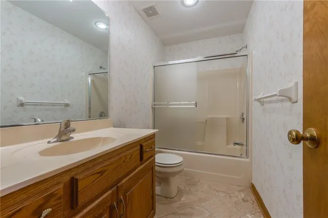 $379,000 | 2650 Northeast 74th Terrace, Gladstone, MO 64119