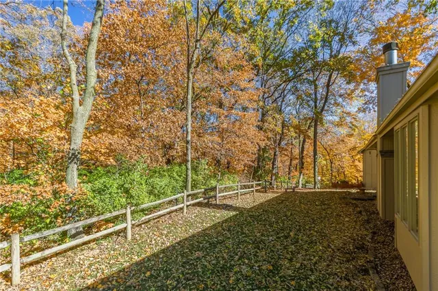 $379,000 | 2650 Northeast 74th Terrace, Gladstone, MO 64119