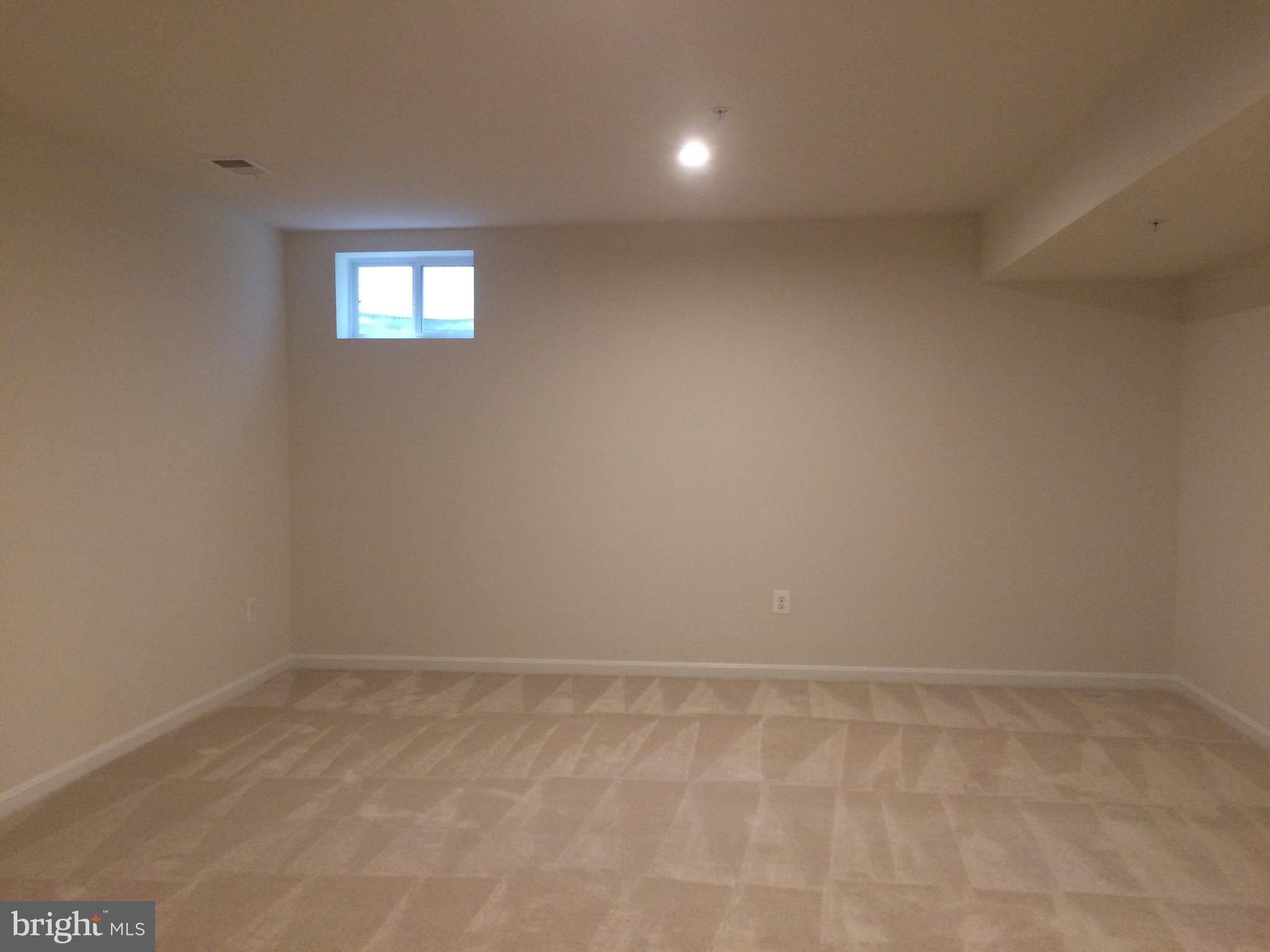 7252 Wright Road Hanover, MD 21076 - Photo 19 of 23 Gallery Image 19