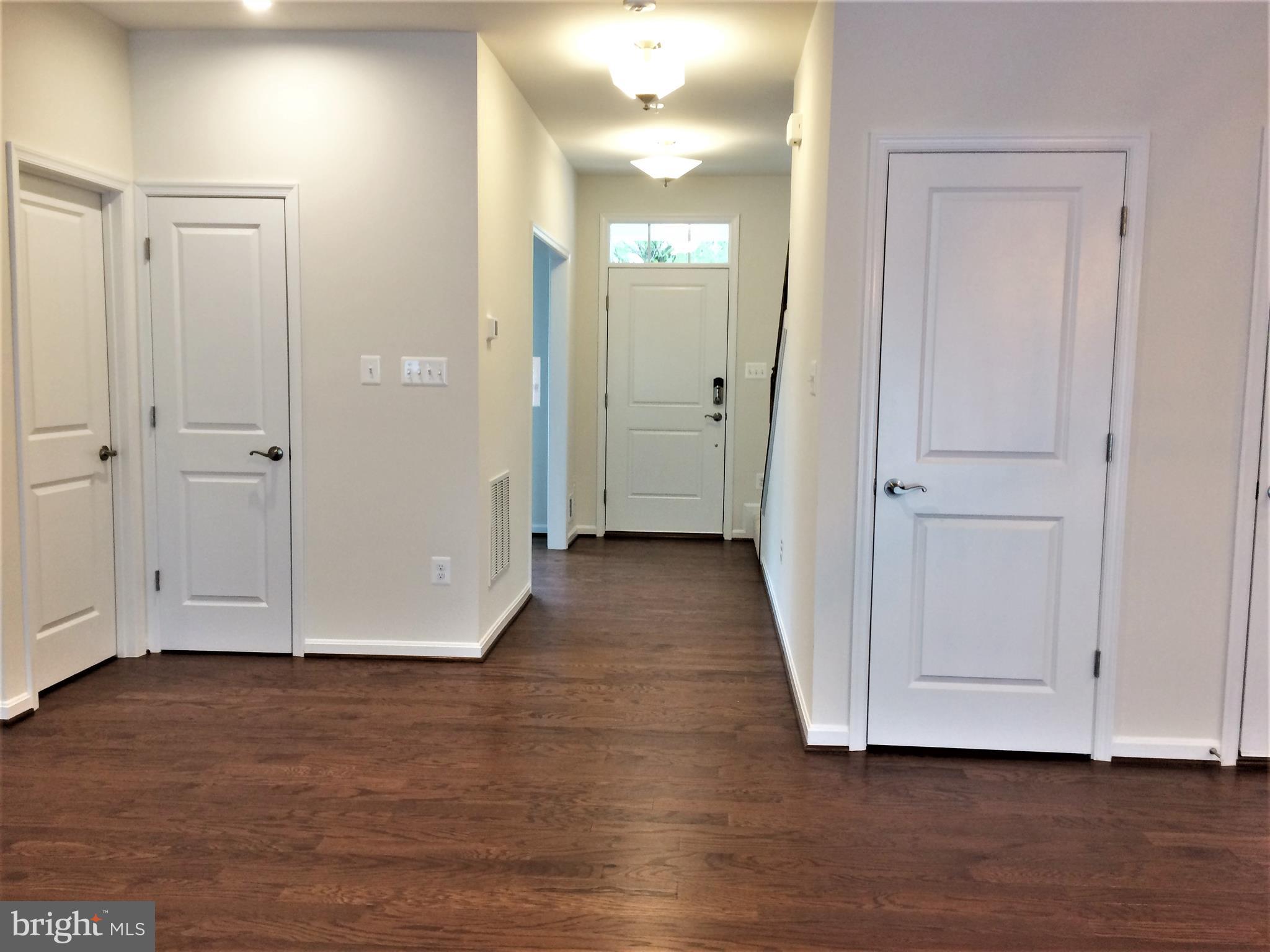 7252 Wright Road Hanover, MD 21076 - Photo 8 of 23 Gallery Image 8