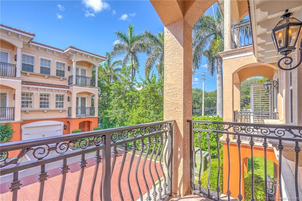 1528 Northeast Outrigger Landings Drive, Unit 208 Jensen Beach, FL 34957 - Photo 47 of 79