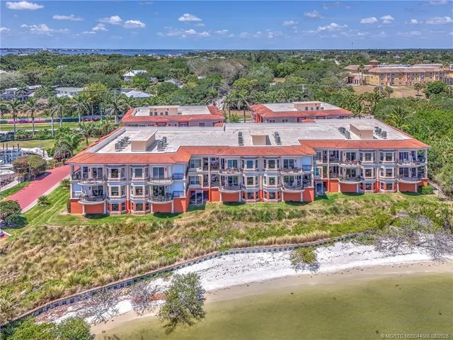 $7,500 | 1528 Northeast Outrigger Landings Drive, Unit 208, Jensen Beach, FL 34957