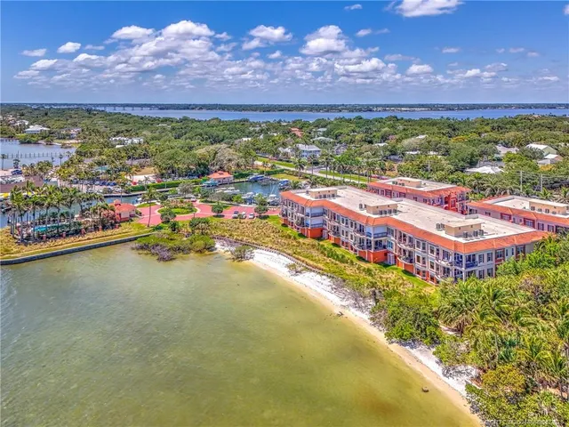 $7,500 | 1528 Northeast Outrigger Landings Drive, Unit 208, Jensen Beach, FL 34957