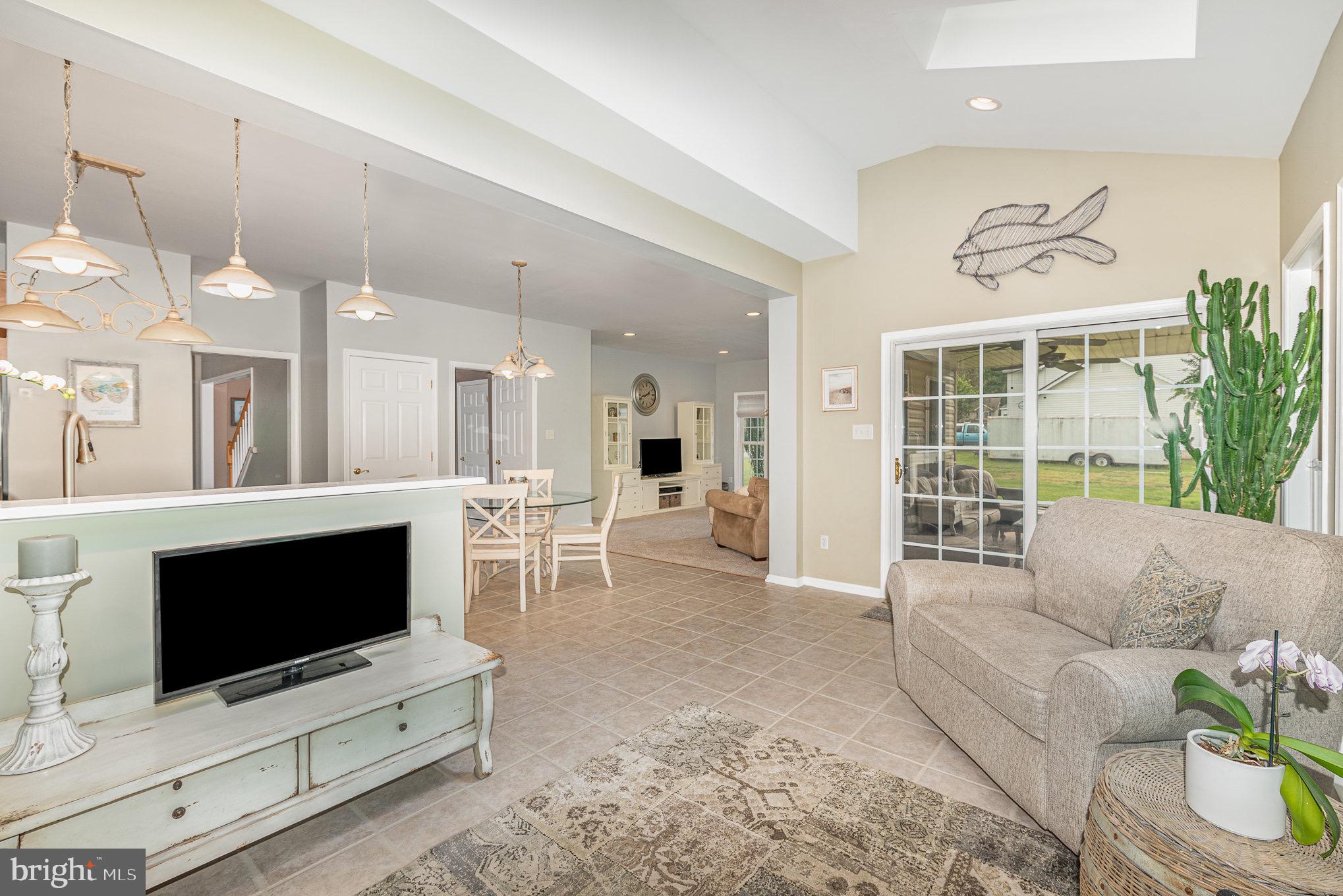 21 Paige Lane Elkton, MD 21921 - Photo 16 of 51 Open Concept Sunroom and Kitchen.