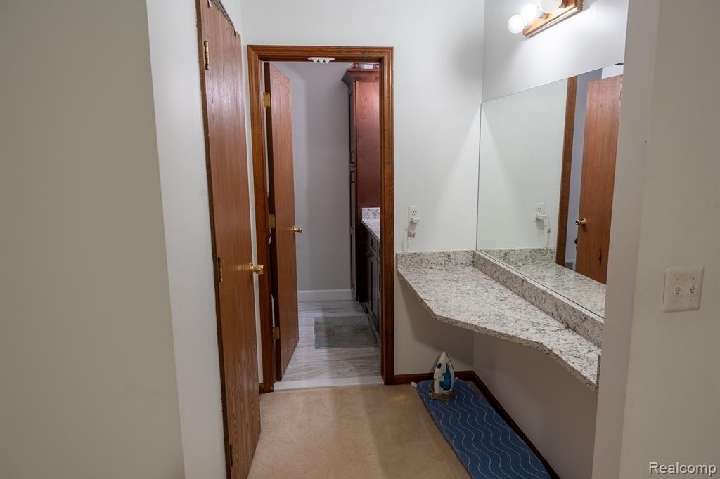 286 Union Drive Rochester Hills, MI 48307 - Photo 23 of 35