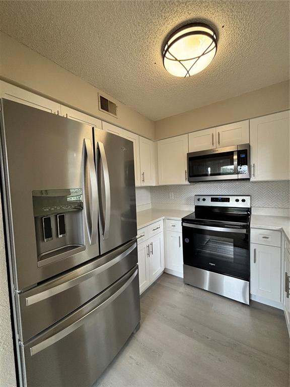 2690 Coral Landings Boulevard, Unit 631 Palm Harbor, FL 34684 - Photo 6 of 17