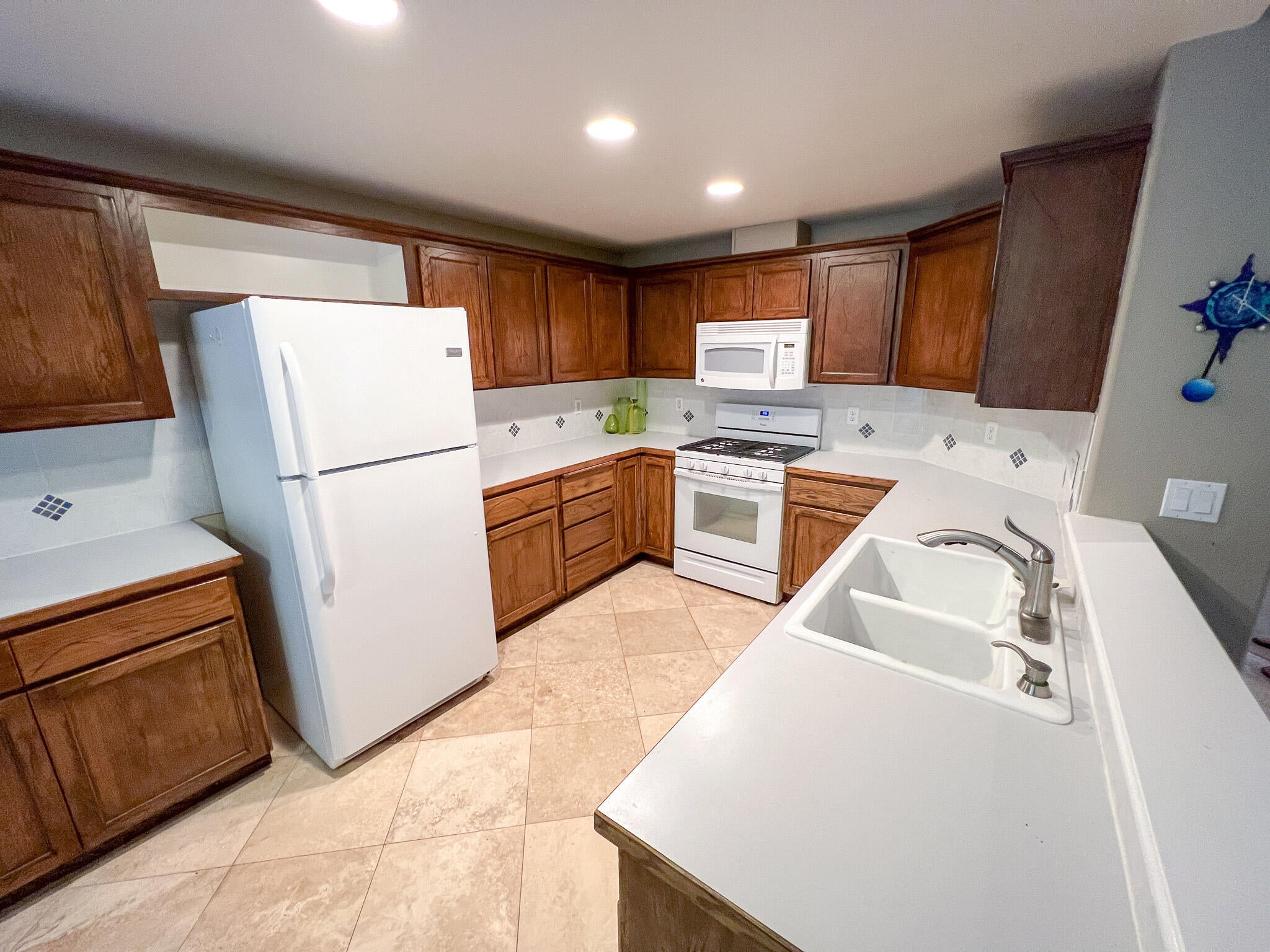 2010 Southwest 38th Street Redmond, OR 97756 - Photo 10 of 20 IMG_7864