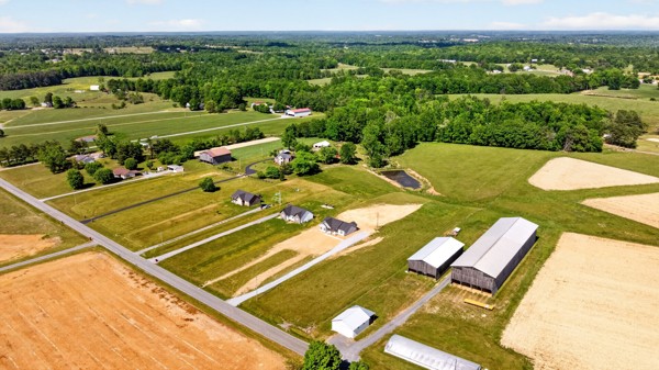 1233 Coleytown Road Lafayette, TN 37083 - Photo 35 of 39