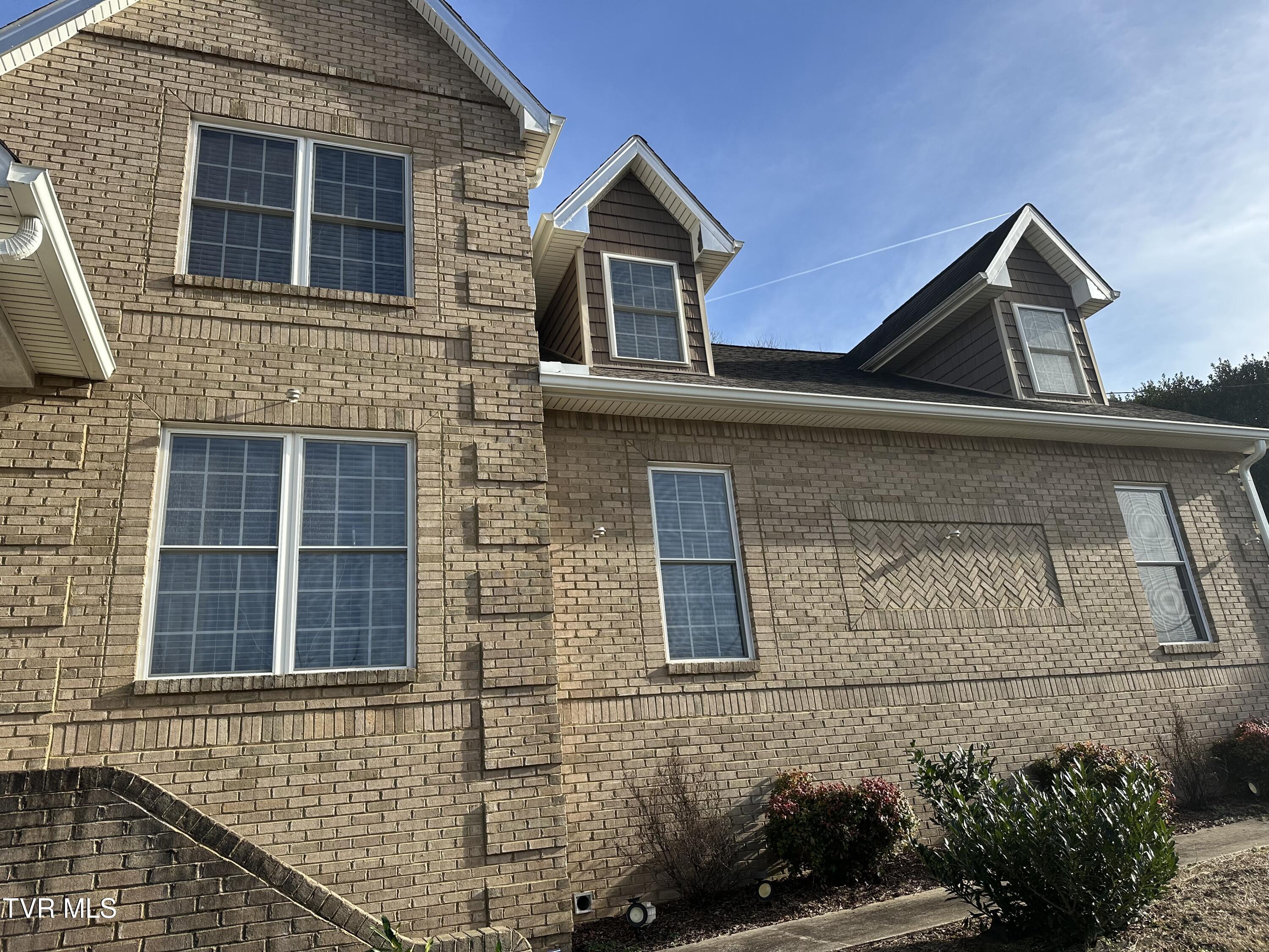 1321 Kendrick Creek Road Kingsport, TN 37663 - Photo 102 of 133 LOVE THIS BRICK WORK