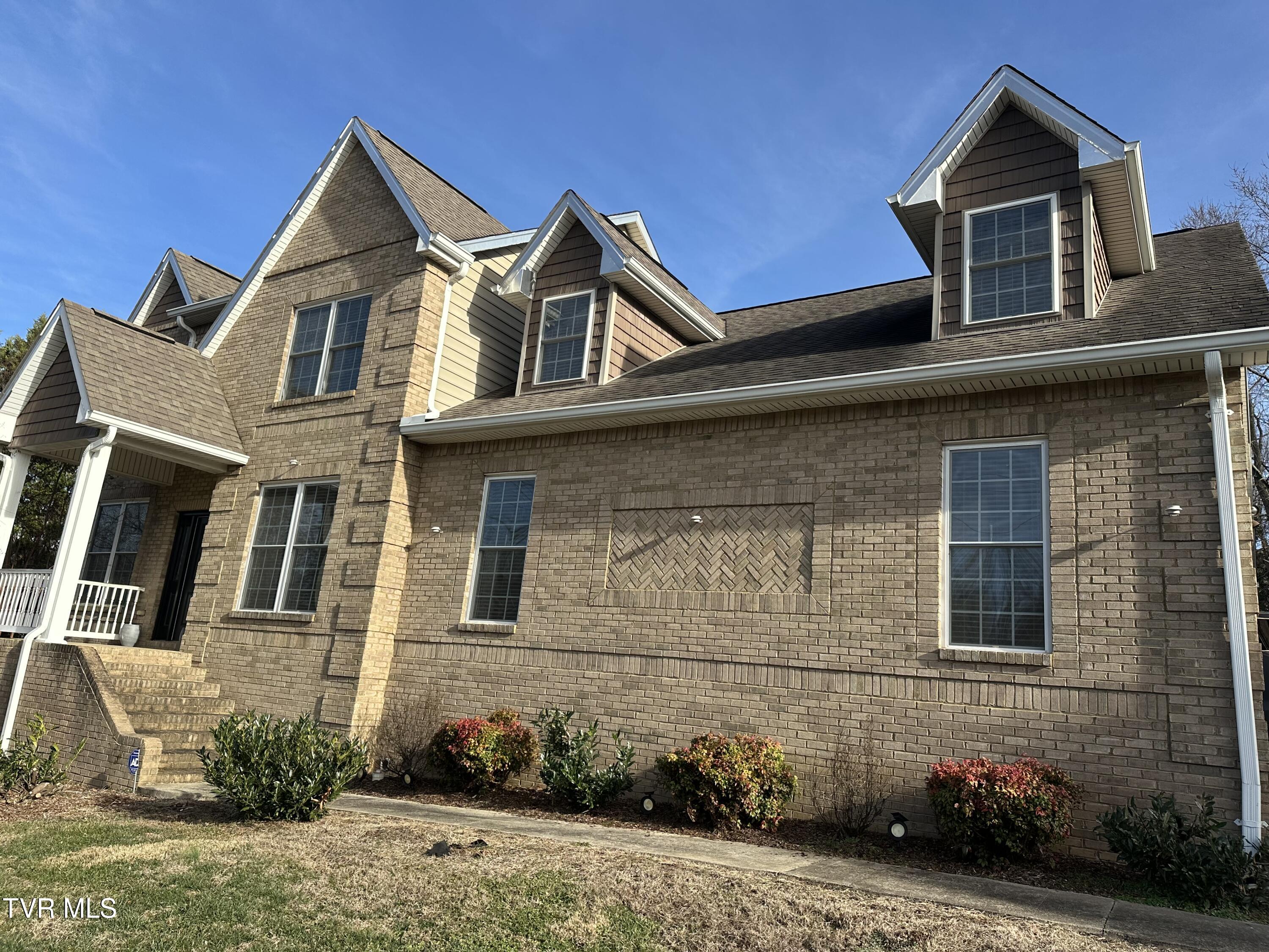 1321 Kendrick Creek Road Kingsport, TN 37663 - Photo 104 of 133 CUSTOM BRICK WORK