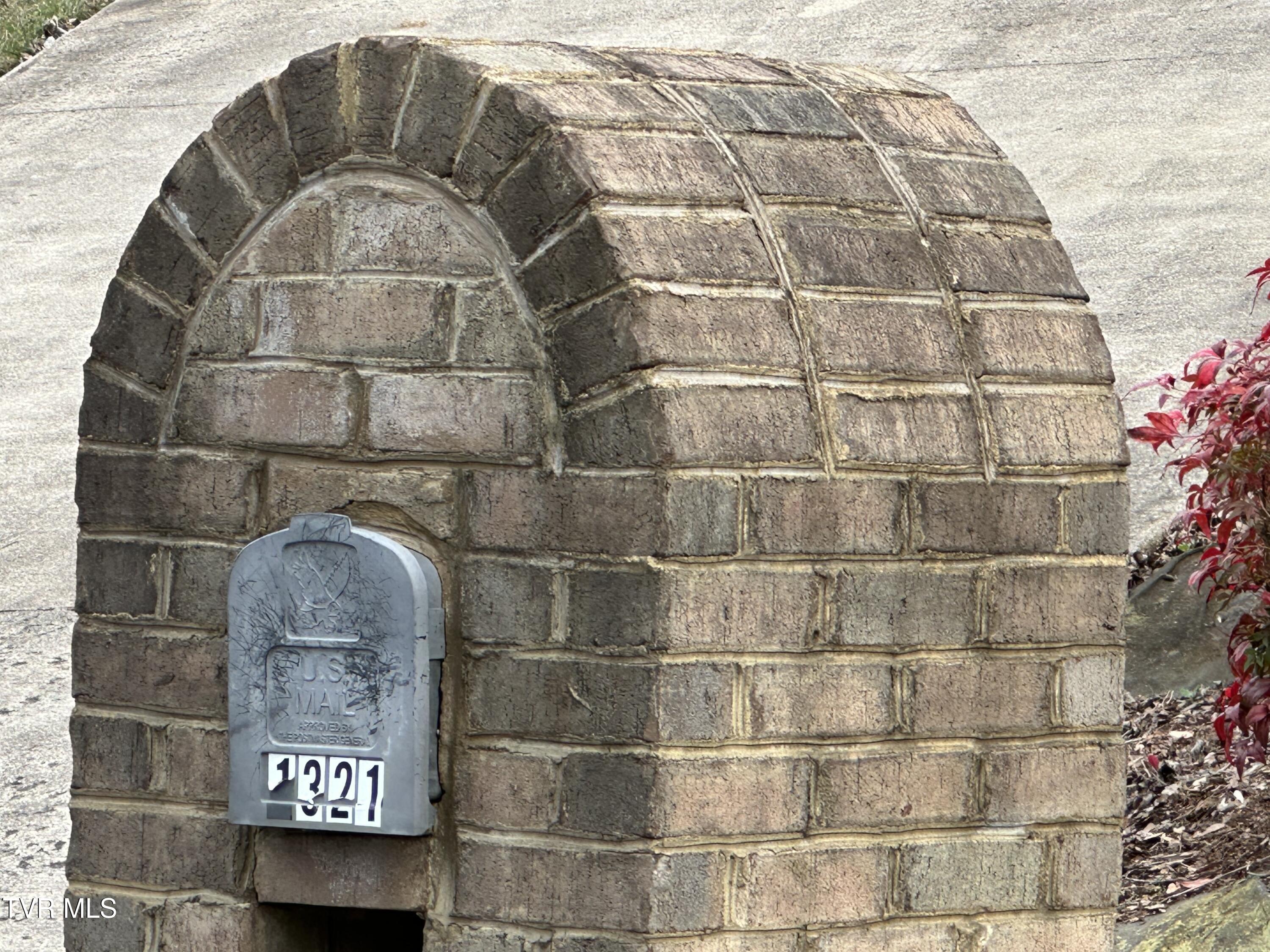 1321 Kendrick Creek Road Kingsport, TN 37663 - Photo 117 of 133 Great house comes too