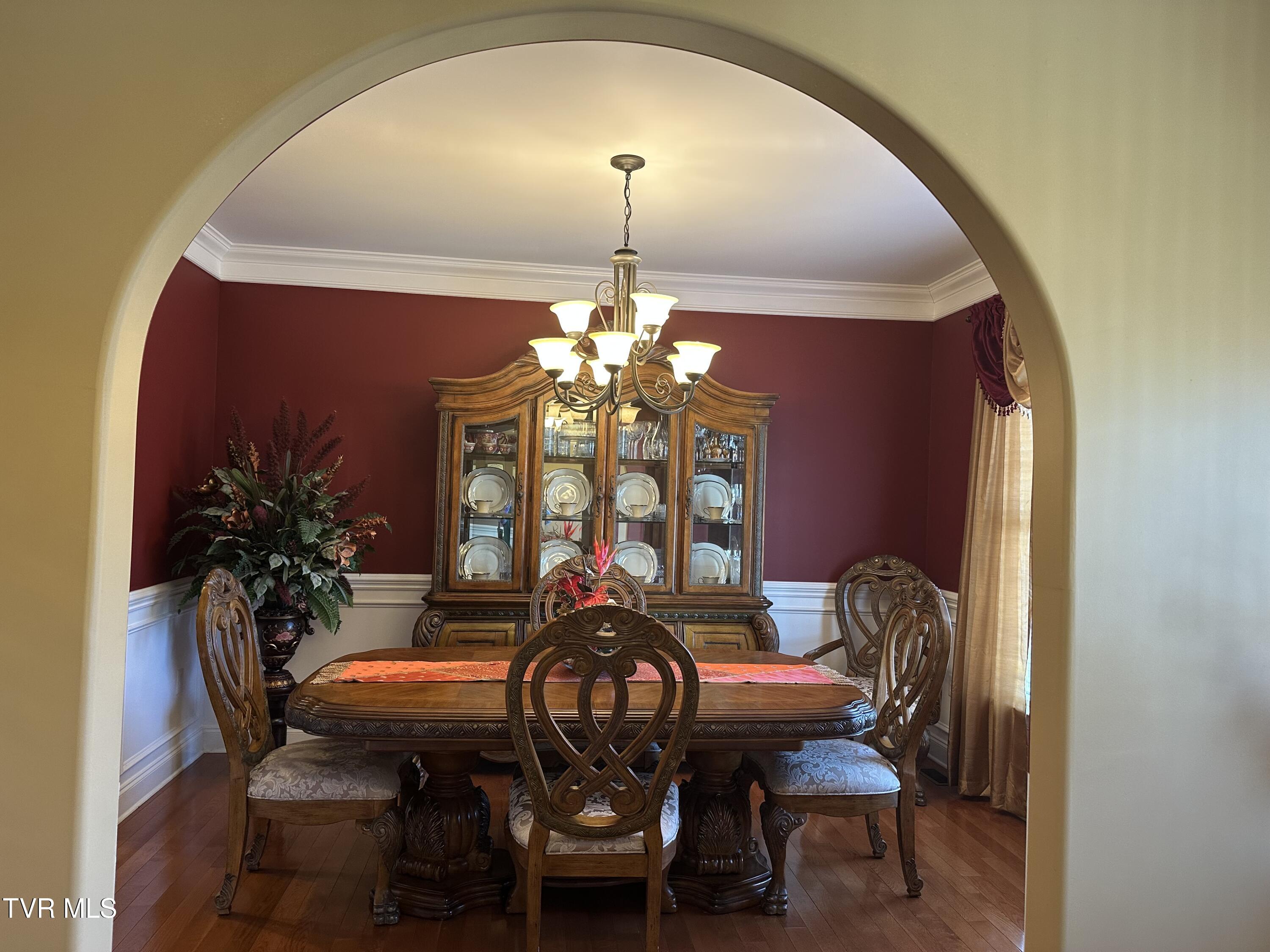 1321 Kendrick Creek Road Kingsport, TN 37663 - Photo 26 of 133 Dining room from hall