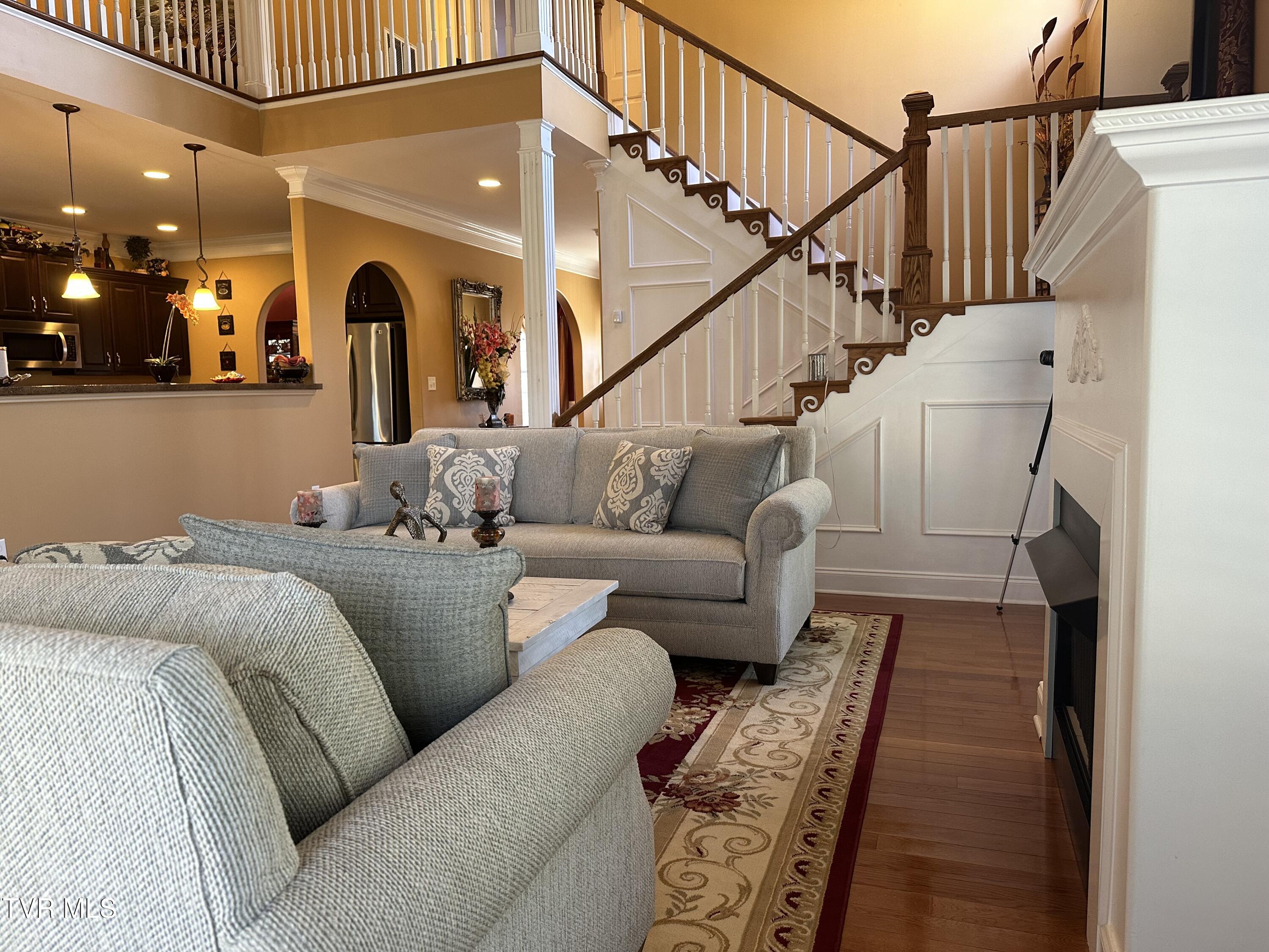 1321 Kendrick Creek Road Kingsport, TN 37663 - Photo 33 of 133 Open and friendly plan