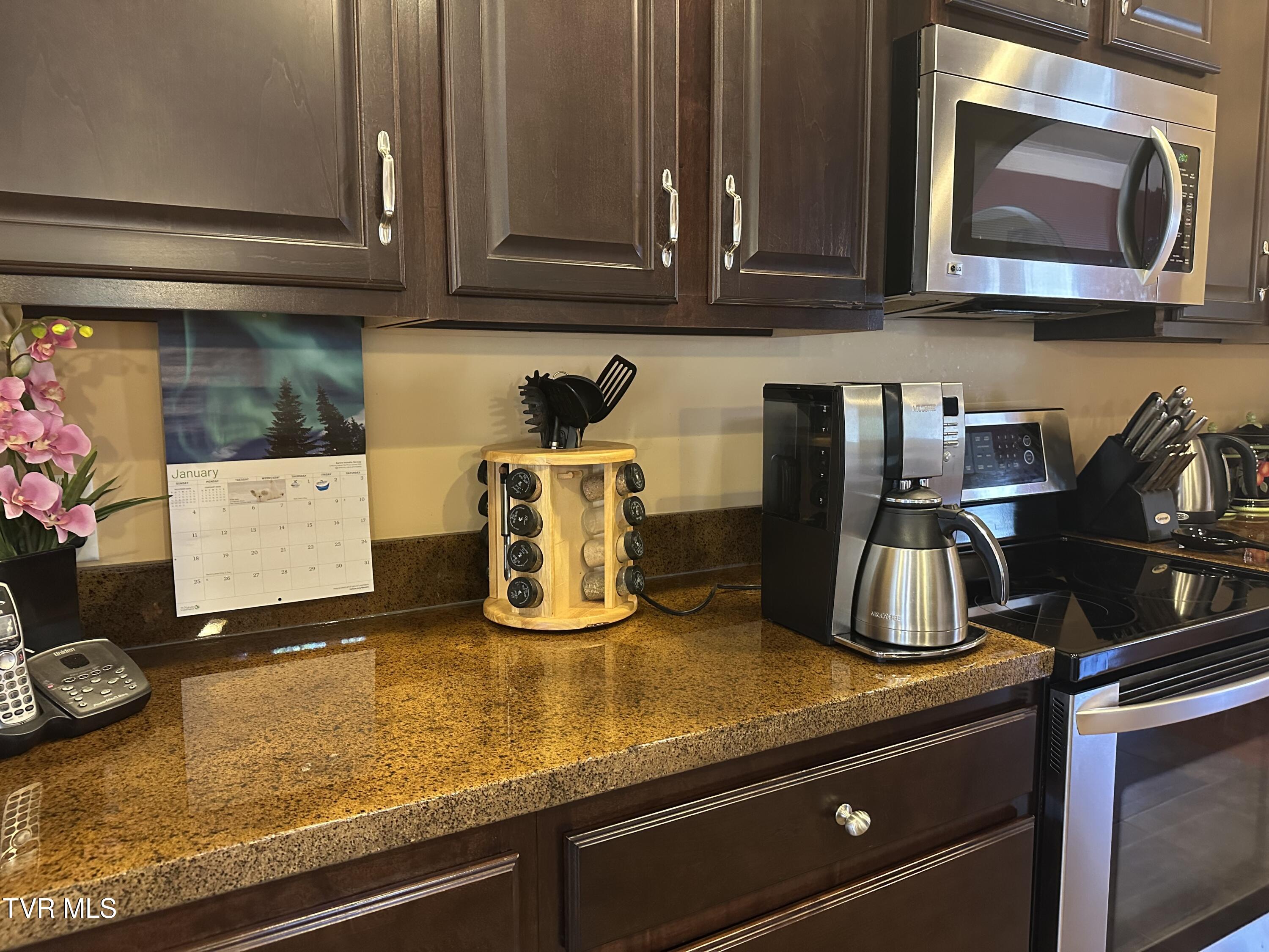 1321 Kendrick Creek Road Kingsport, TN 37663 - Photo 43 of 133 Want a spacious kitchen?