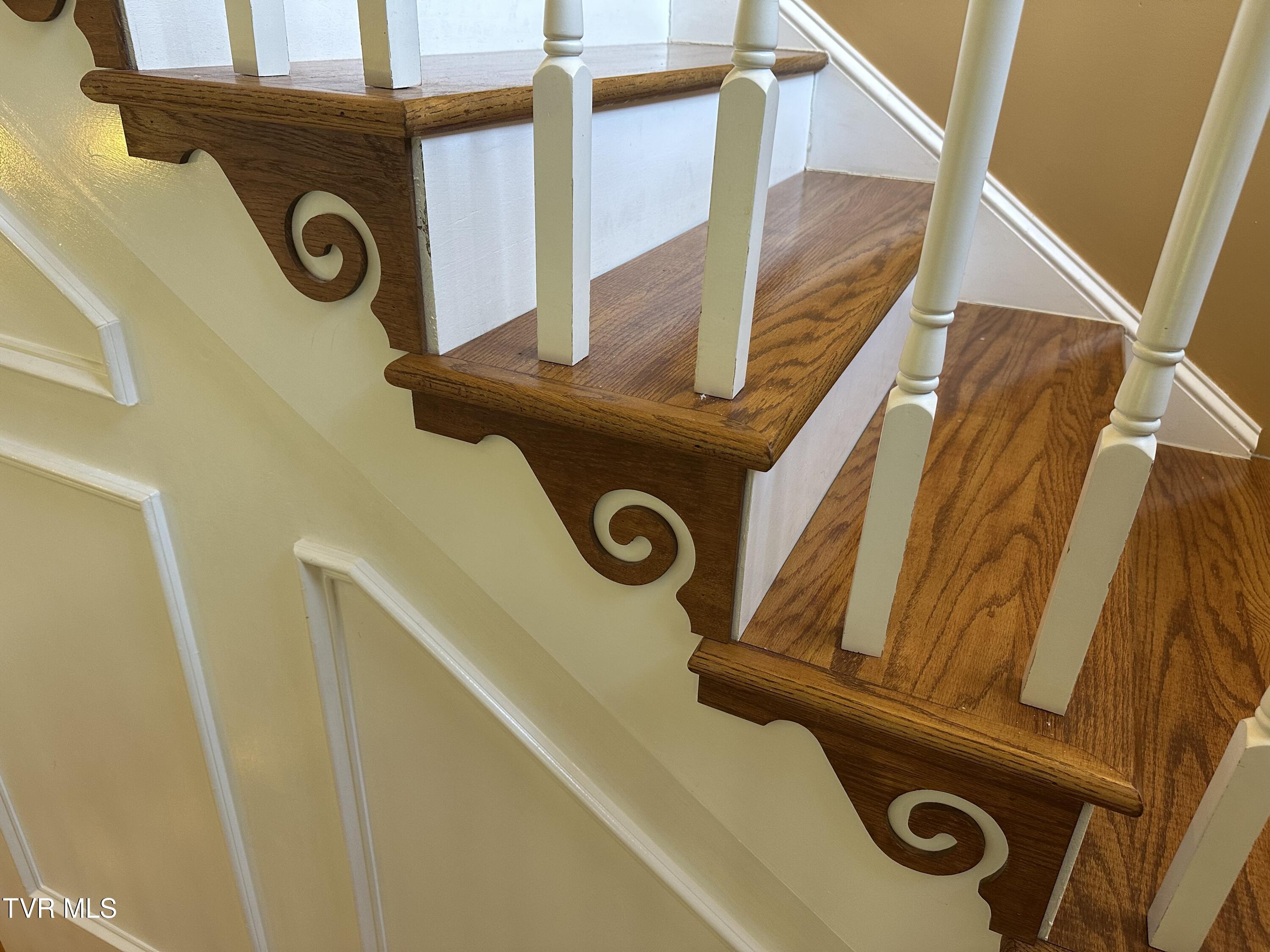 1321 Kendrick Creek Road Kingsport, TN 37663 - Photo 62 of 133 Love the extra touches