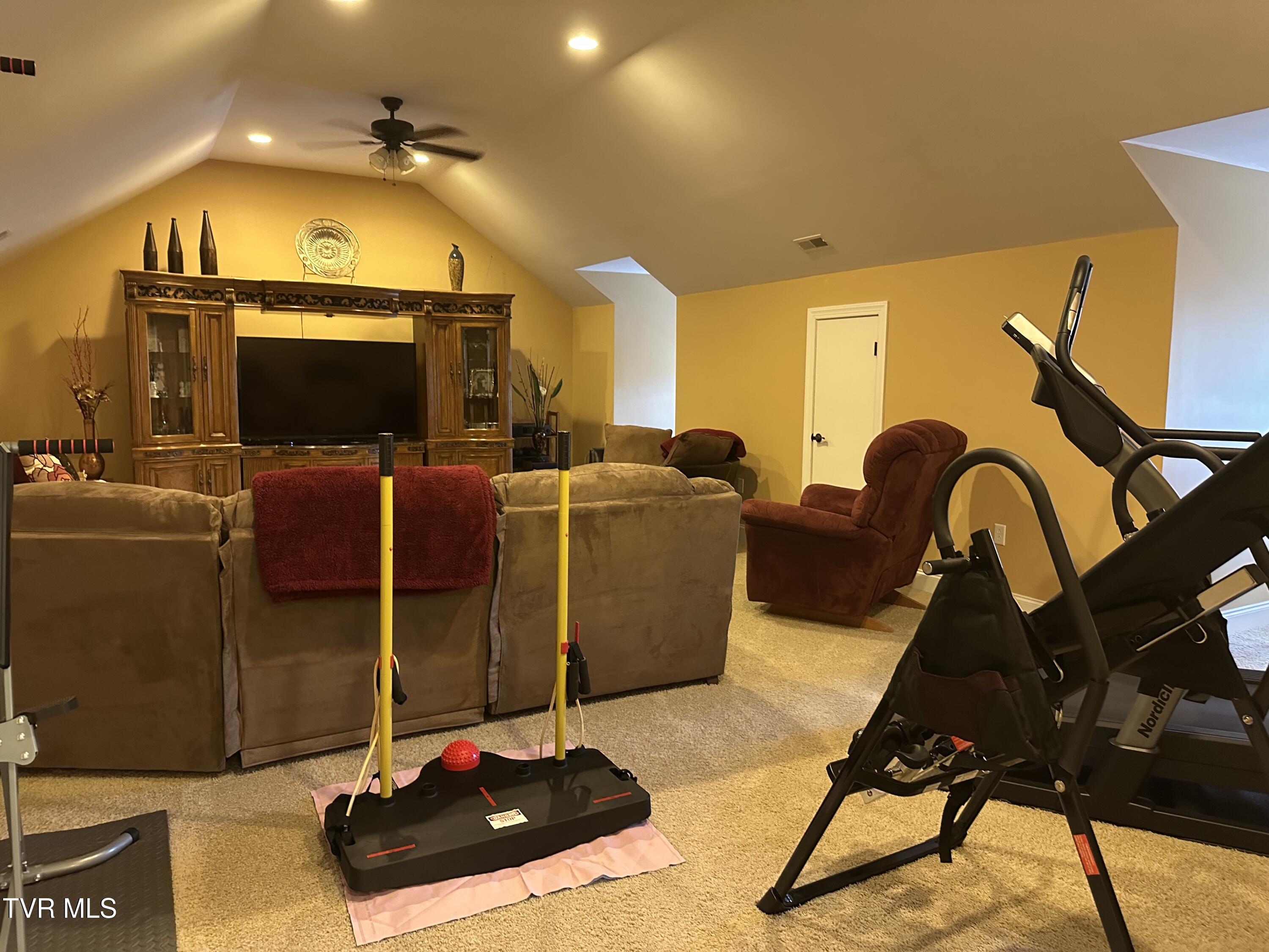 1321 Kendrick Creek Road Kingsport, TN 37663 - Photo 76 of 133 PRIVATE GYM HERE