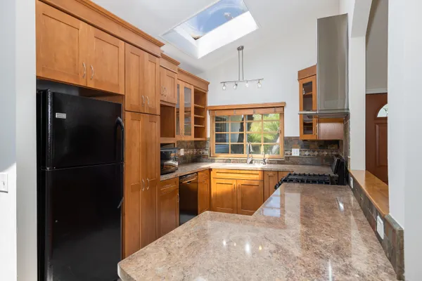 $5,500 | 7337 Hillsboro Street, Goleta, CA 93117