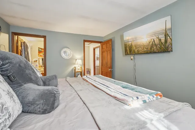 $578,500 | 2 Country Pond Road, Kingston, NH 03848