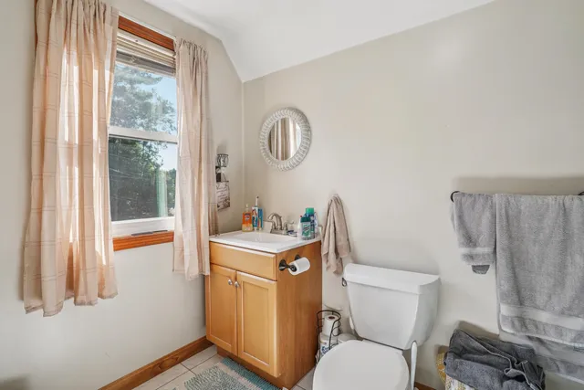 $578,500 | 2 Country Pond Road, Kingston, NH 03848