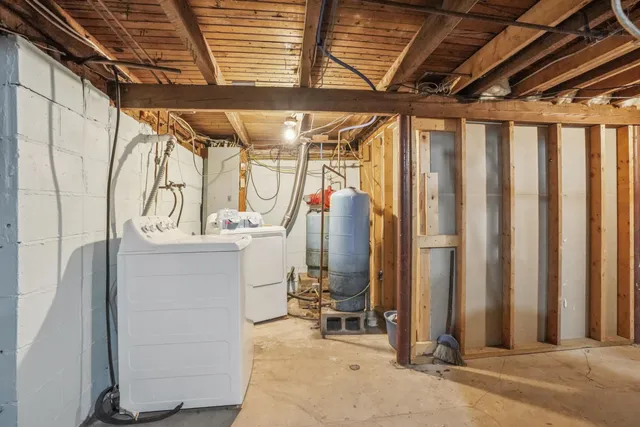 $578,500 | 2 Country Pond Road, Kingston, NH 03848