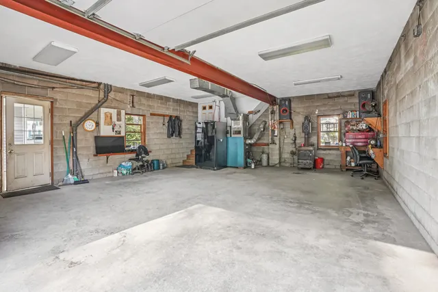 $578,500 | 2 Country Pond Road, Kingston, NH 03848