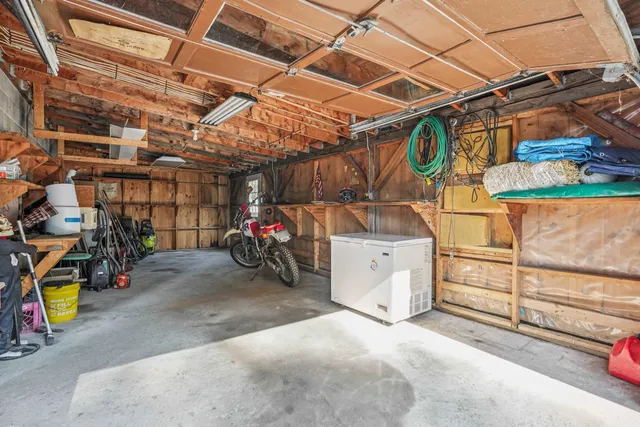 $578,500 | 2 Country Pond Road, Kingston, NH 03848