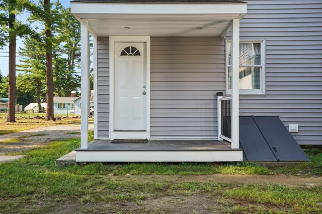 $578,500 | 2 Country Pond Road, Kingston, NH 03848