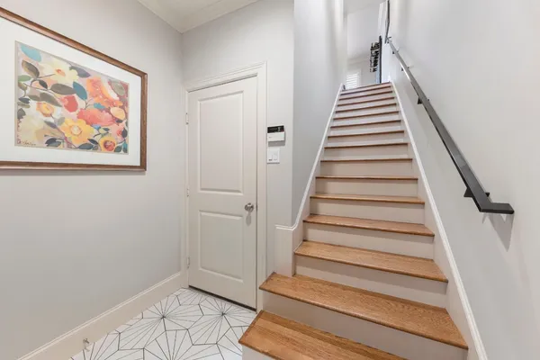 $995,000 | 6 History Row, The Woodlands, TX 77380