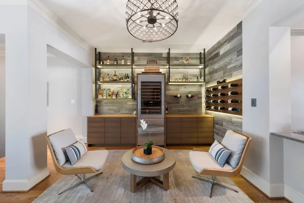 $995,000 | 6 History Row, The Woodlands, TX 77380