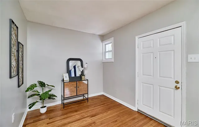 $190,000 | 6525 Bartmer Avenue, University City, MO 63130