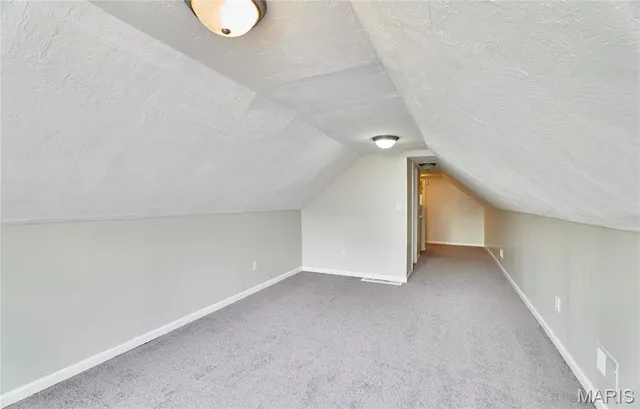 $190,000 | 6525 Bartmer Avenue, University City, MO 63130