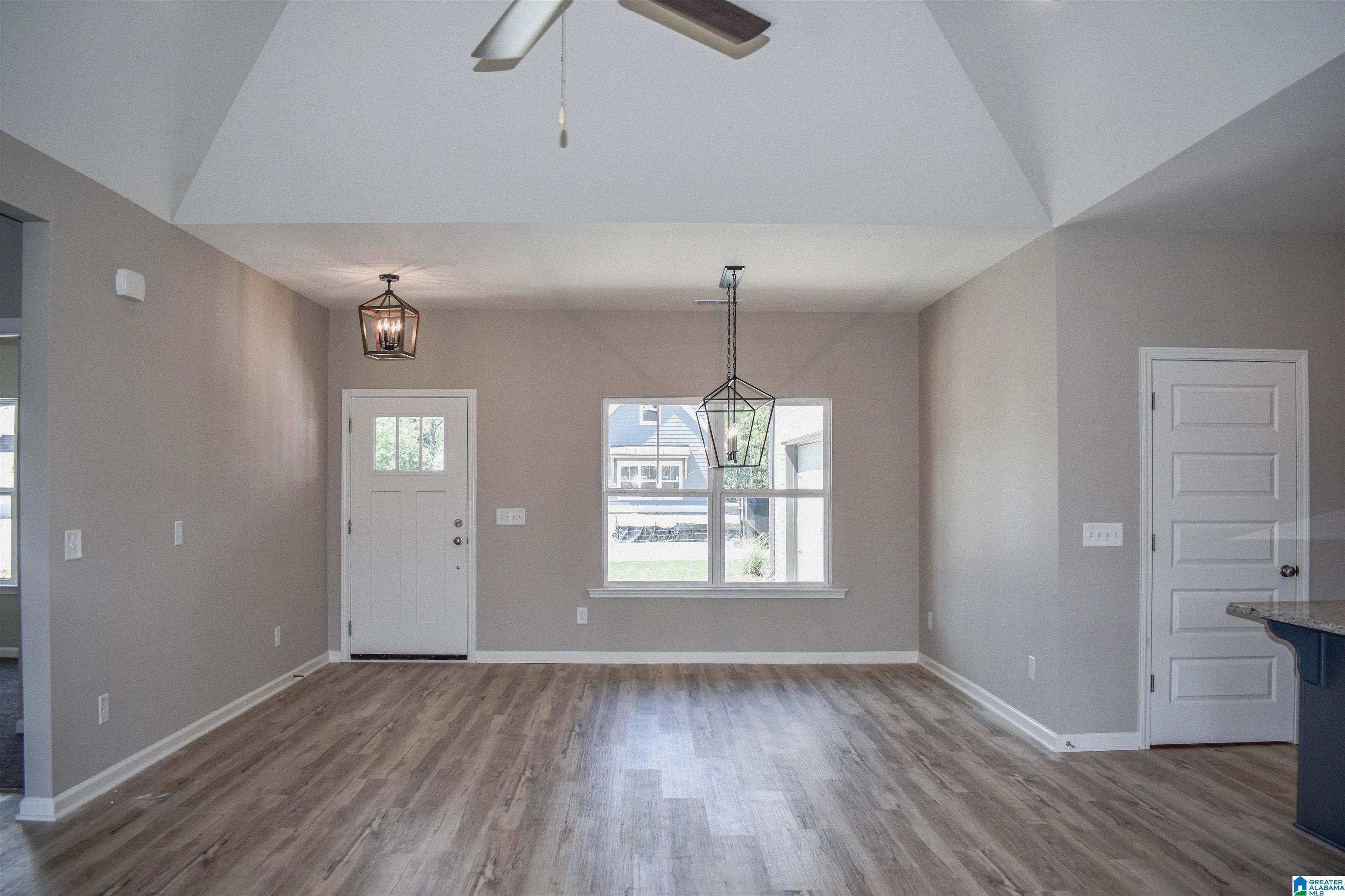 1165 Camellia Ridge Drive Pelham, AL 35124 - Photo 5 of 26