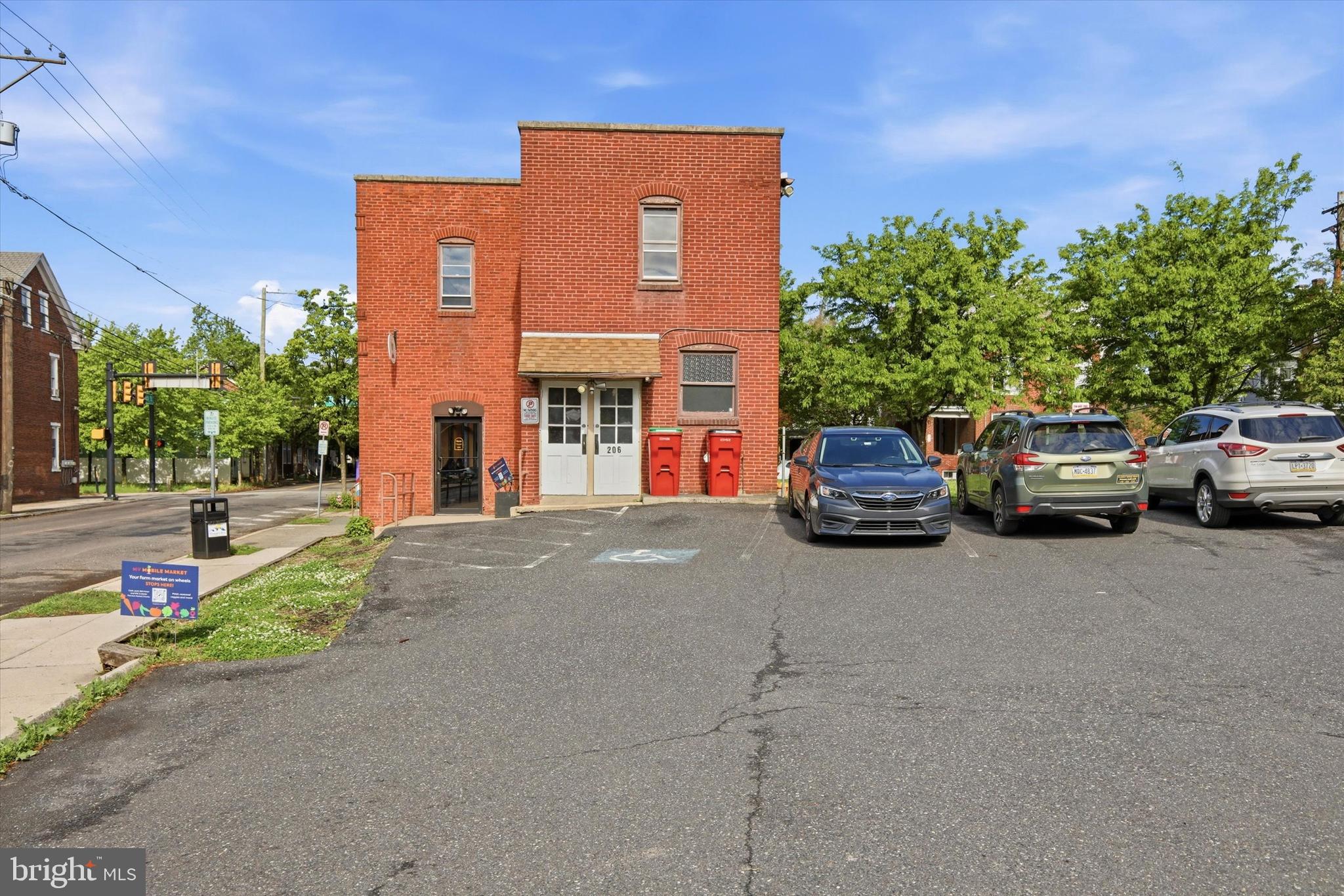 206 North Charlotte Street Pottstown, PA 19464 - Photo 3 of 24