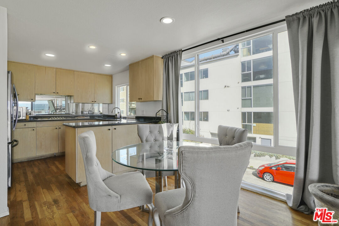 1 Jib Street, Unit 101 Marina del Rey, CA 90292 - Photo 16 of 46