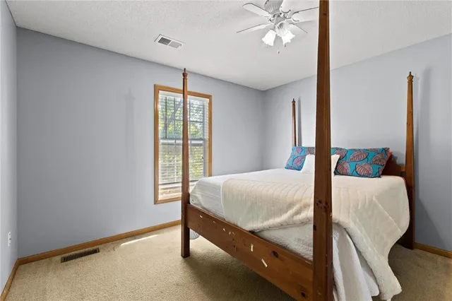 $375,000 | 7511 North Lewis Avenue, Kansas City, MO 64158