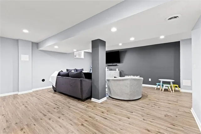 $375,000 | 7511 North Lewis Avenue, Kansas City, MO 64158