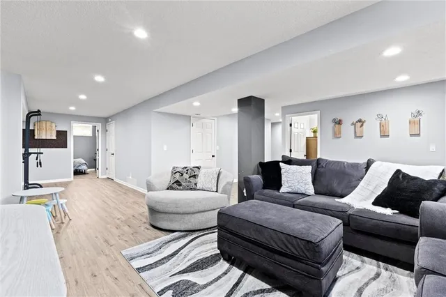 $375,000 | 7511 North Lewis Avenue, Kansas City, MO 64158