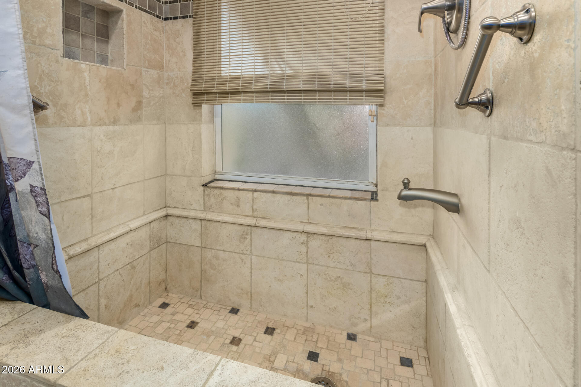 9012 South 47th Place Phoenix, AZ 85044 - Photo 34 of 54 a bathroom with a shower