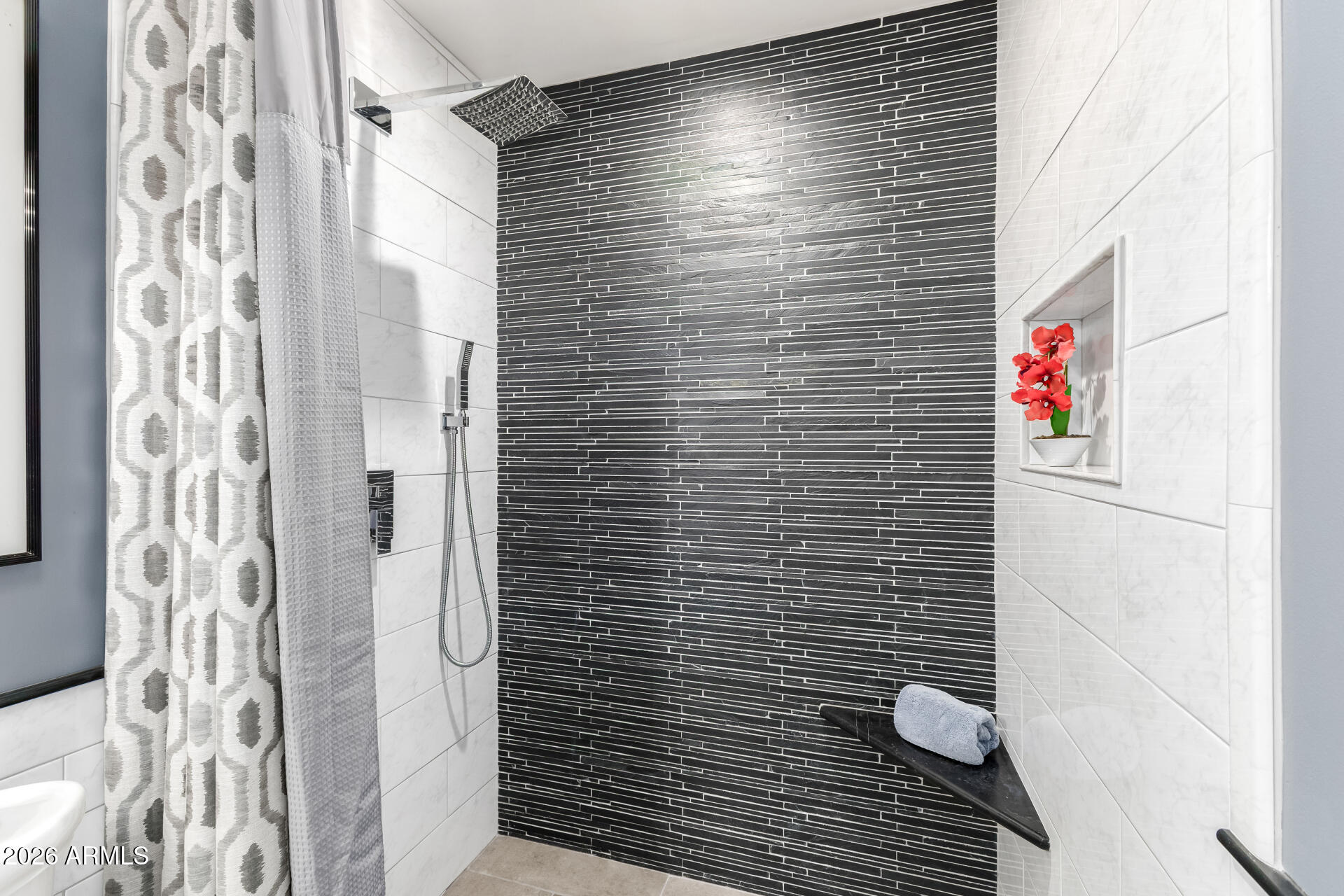 9012 South 47th Place Phoenix, AZ 85044 - Photo 40 of 54 a bathroom with a shower