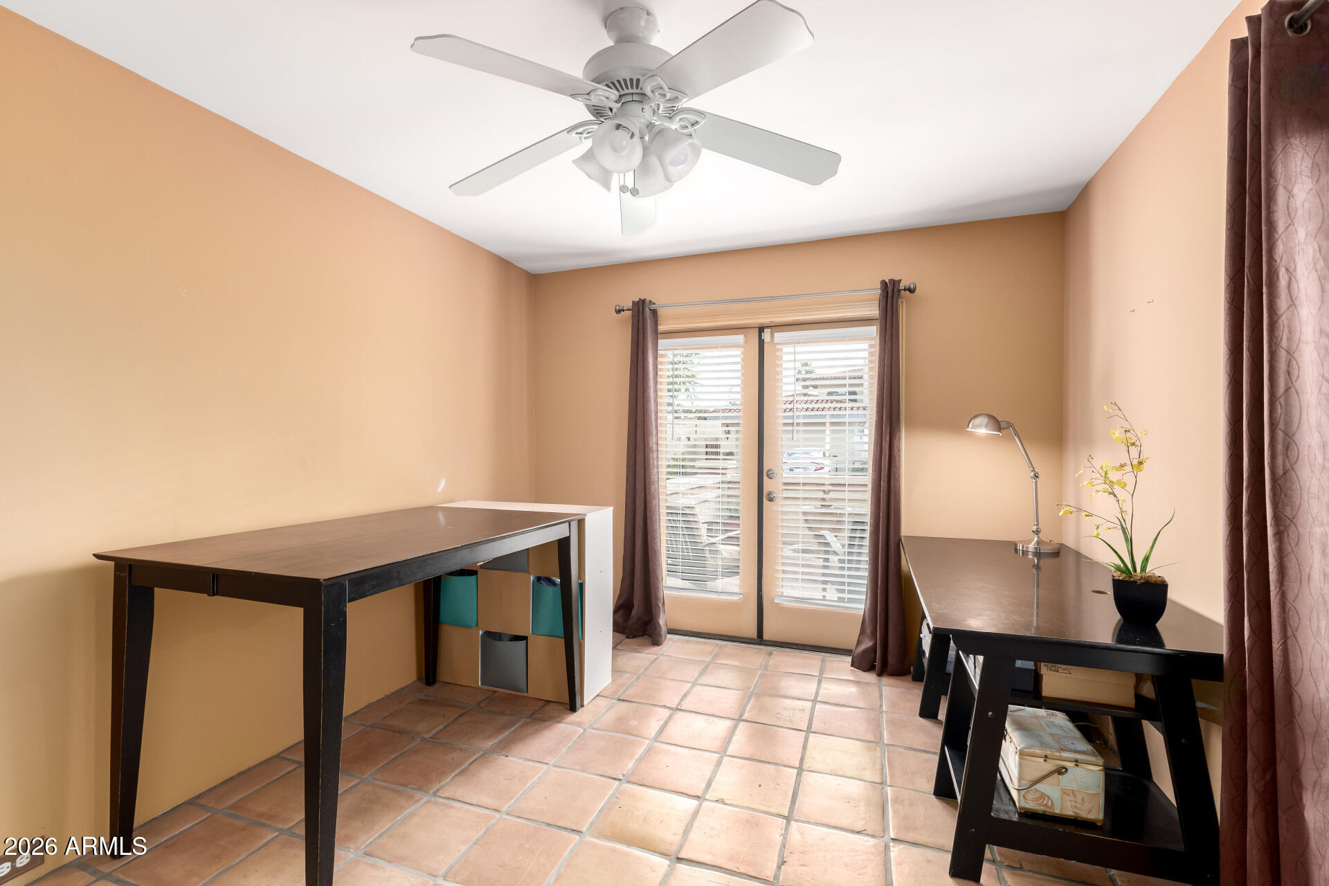 9012 South 47th Place Phoenix, AZ 85044 - Photo 41 of 54 a workspace with furniture and window