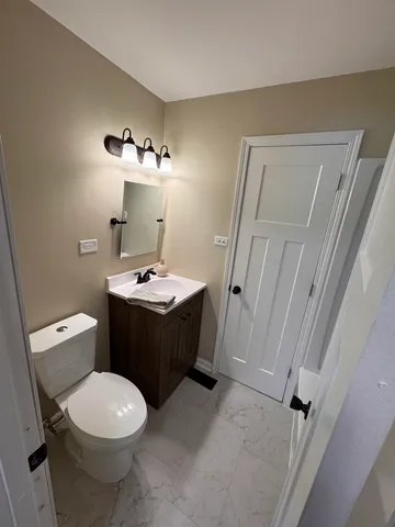 $184,900 | 4506 Windsor Court, Richton Park, IL 60471