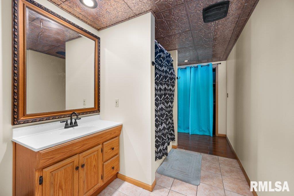 219 Lakeview Drive Sherrard, IL 61281 - Photo 36 of 51