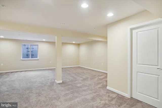 an empty room with an entryway