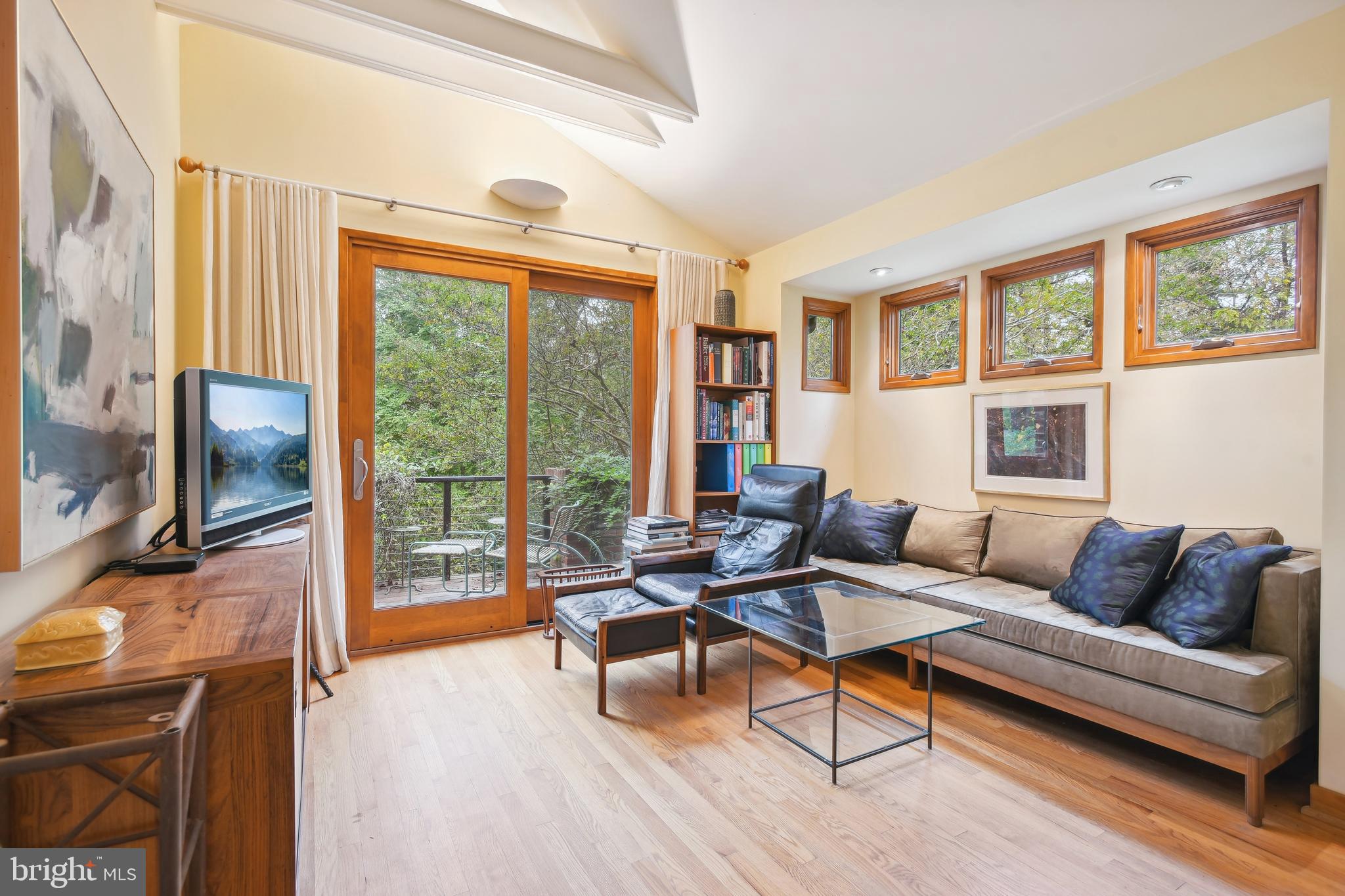 6400 West Halbert Road Bethesda, MD 20817 - Photo 22 of 55