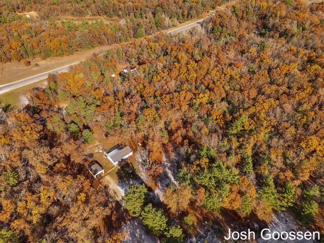 $59,900 | 8310 Thornapple Avenue, Newaygo, MI 49337