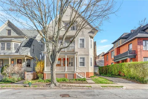 $999,000 | 90 University Avenue, Providence, RI 02906