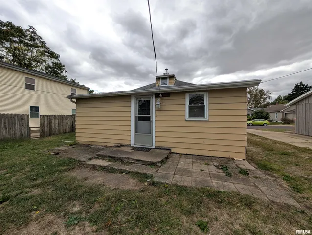 $79,900 | 1407 Martha Street, Pekin, IL 61554